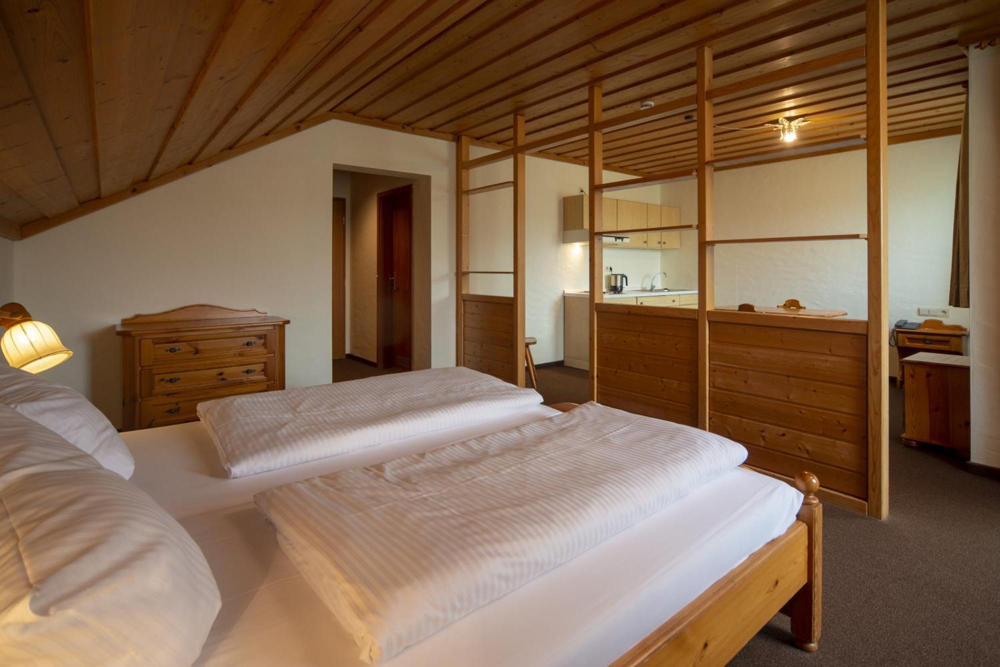 Seehotel Weissensee Füssen Extérieur photo